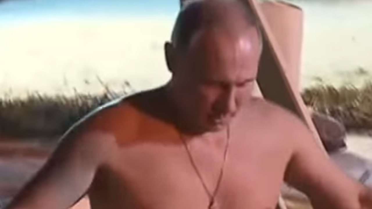 Fotos de Putin sem camiseta viram piada entre líderes do G7