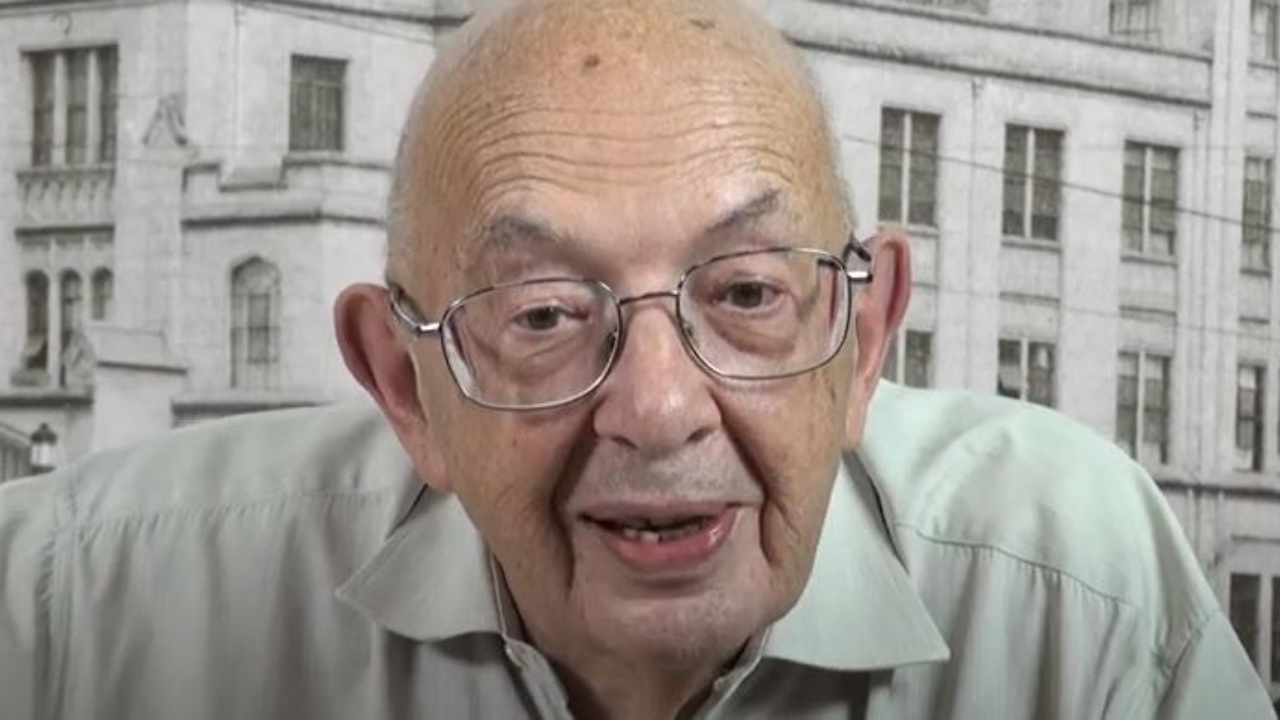 Isaias Raw, ex-diretor do Butantan, morre aos 95 anos