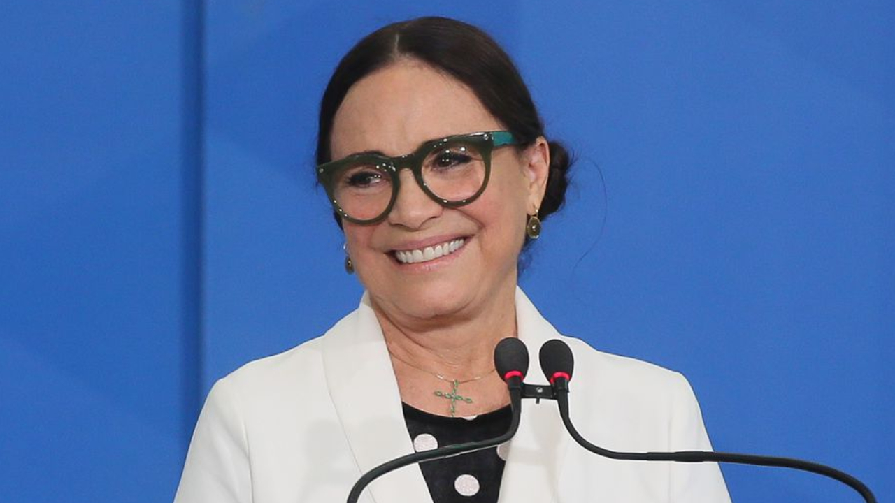 Regina Duarte gera polêmicas ao questionar: ‘Quando teremos o Dia da Consciência Branca, Amarela, Parda?’
