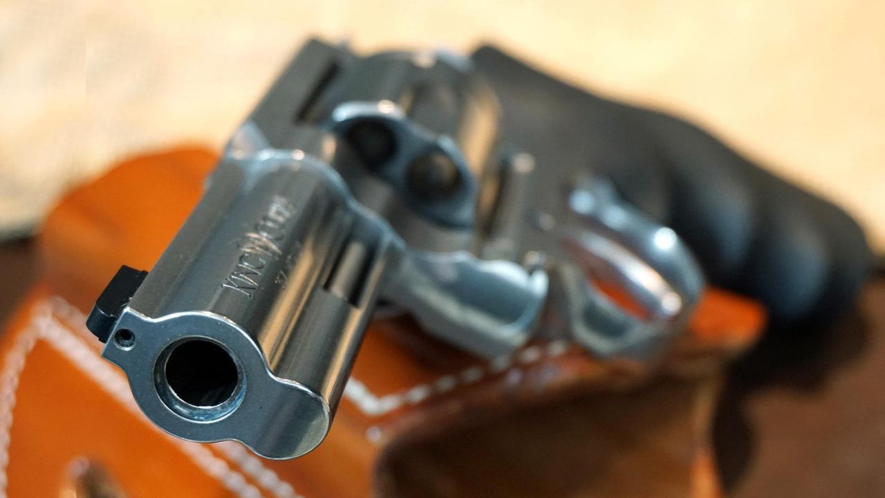 EUA: Mortes por armas de fogo alcançam alta histórica