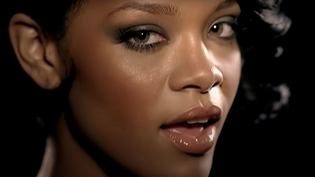 Padre dos EUA afirma que música de Rihanna toca no inferno