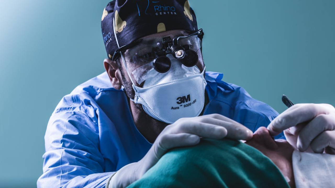 Os curiosos primórdios do procedimento que hoje conhecemos como rinoplastia