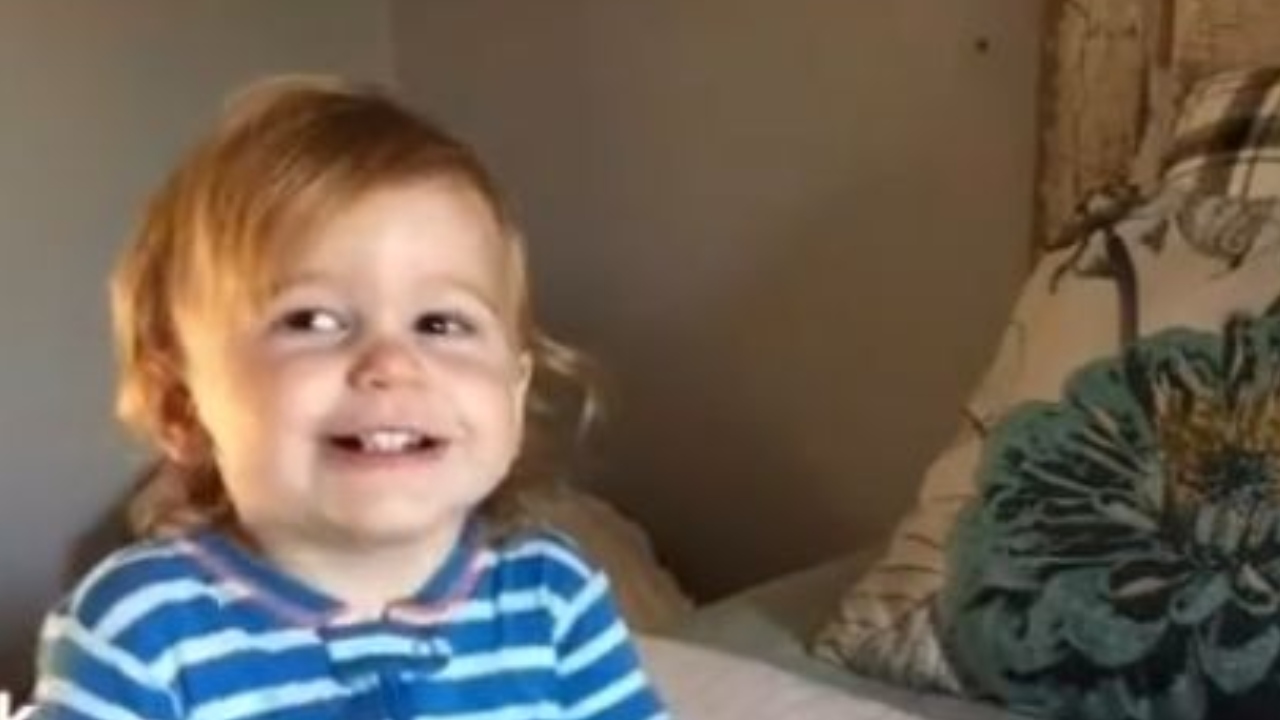 Atriz recebe mensagens de ódio após morte de filho de 3 anos