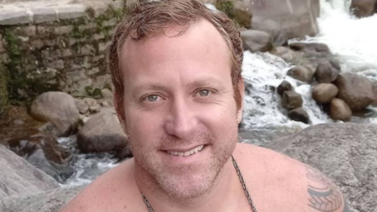 Ator Sérgio Hondjakoff revela a verdade sobre clínica de reabilitação: ‘Fui internado porque foi preciso’