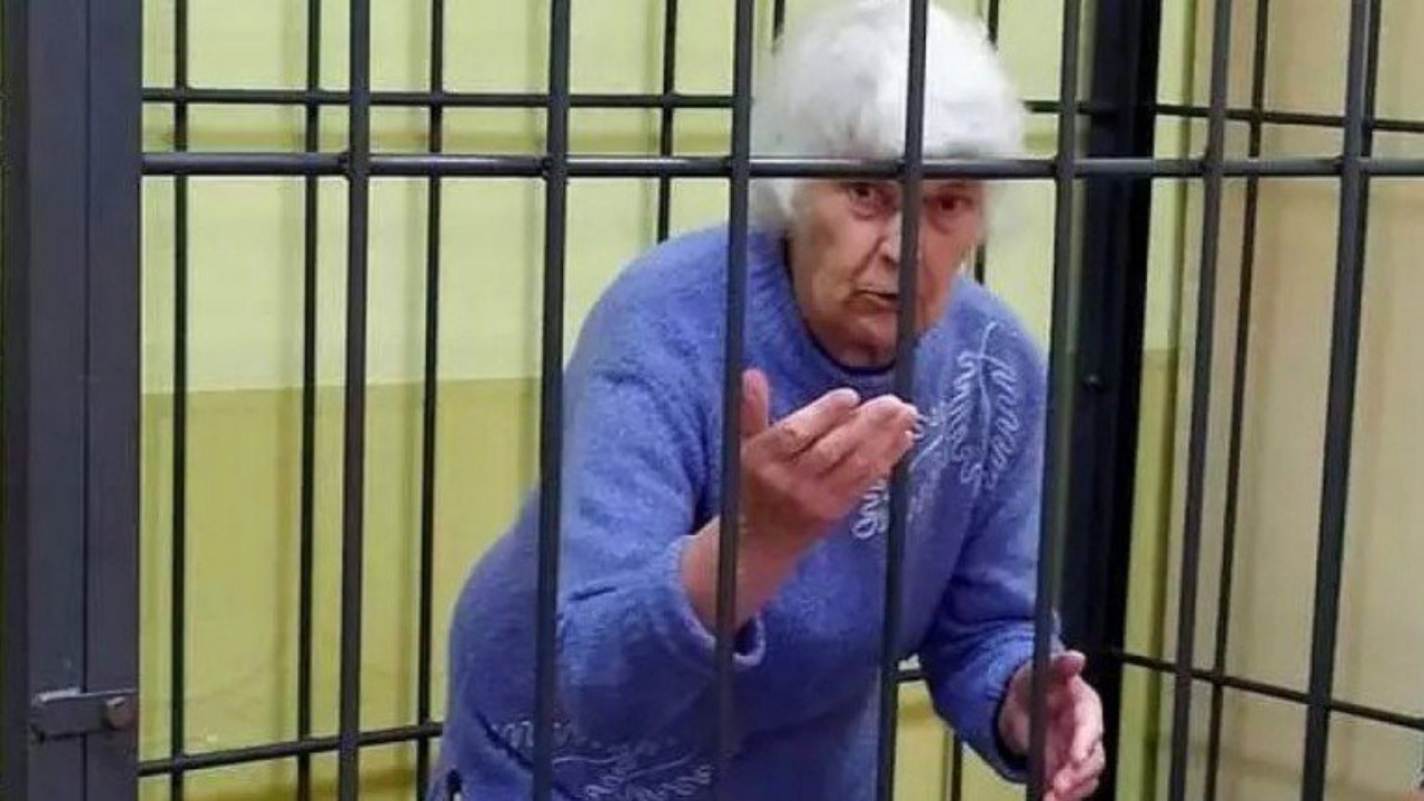 Morre de coronavírus serial killer que fazia doces com os restos mortais de suas vítimas