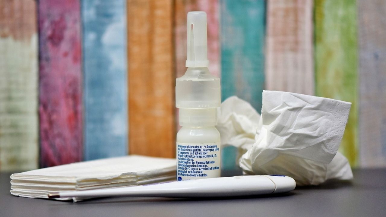 Rússia confirma início de testes de vacina em spray nasal contra covid-19