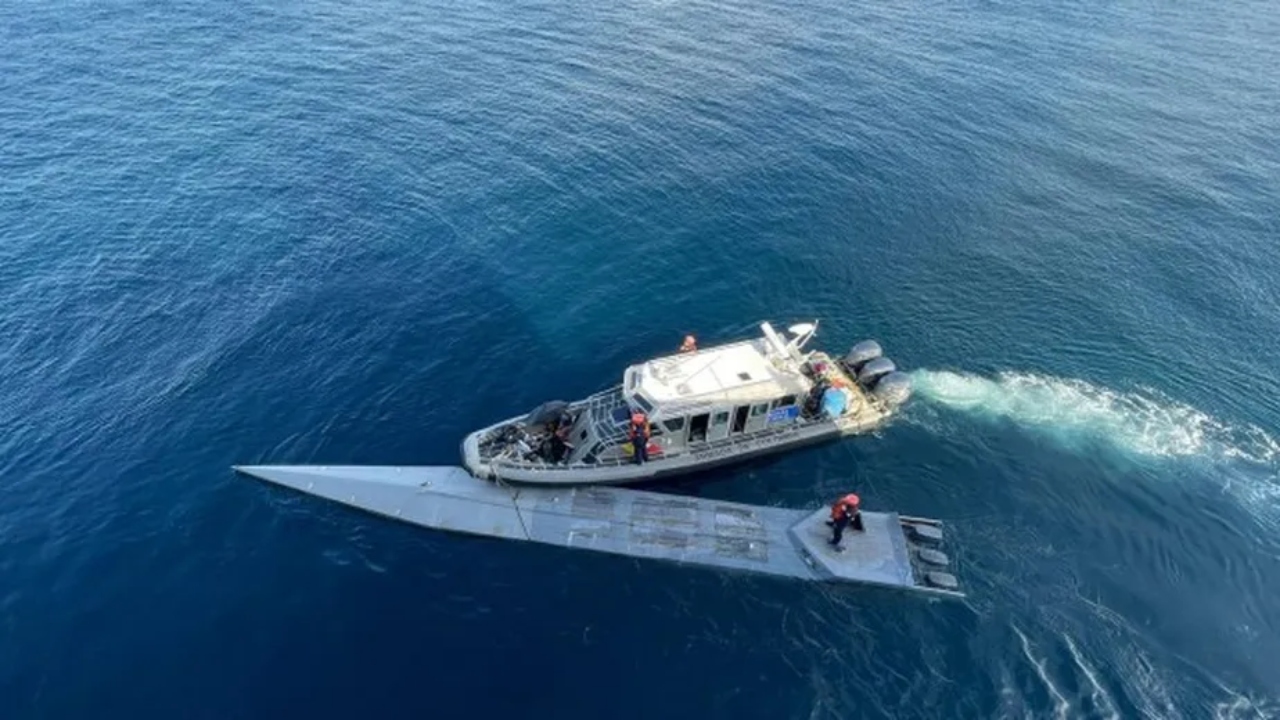 O que se sabe sobre minissubmarino ‘fantasma’ encontrado com corpos e drogas