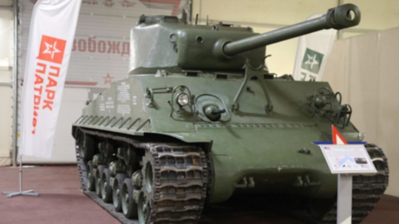 Rússia restaura tanque de guerra naufragado dos Estados Unidos