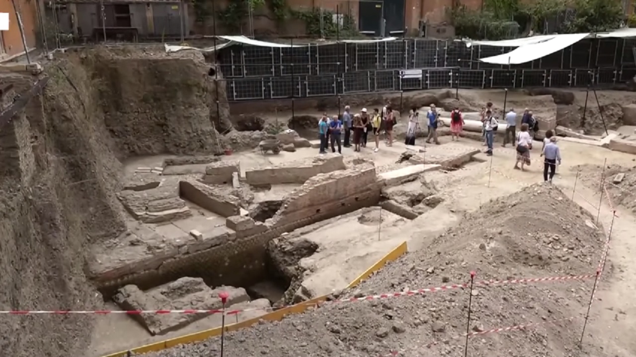 Teatro do imperador romano Nero é desenterrado na Itália
