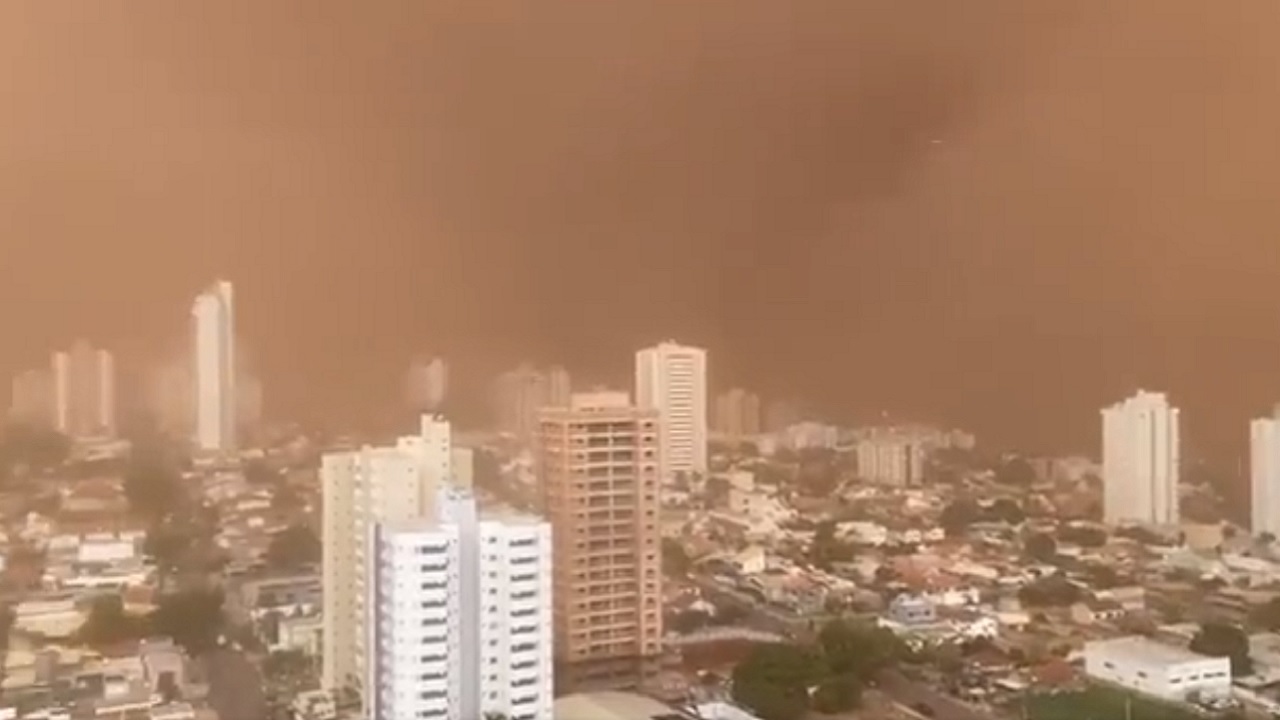 Depois de SP, Mato Grosso do Sul sofre com tempestade de areia