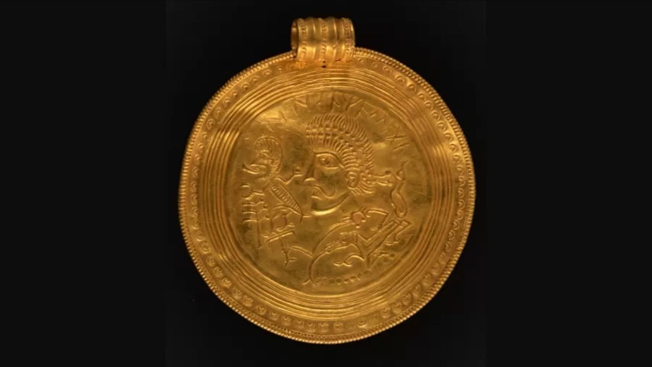 Tesouro da Idade do Ferro com 1kg de ouro teria sido enterrado por medo de vulcão
