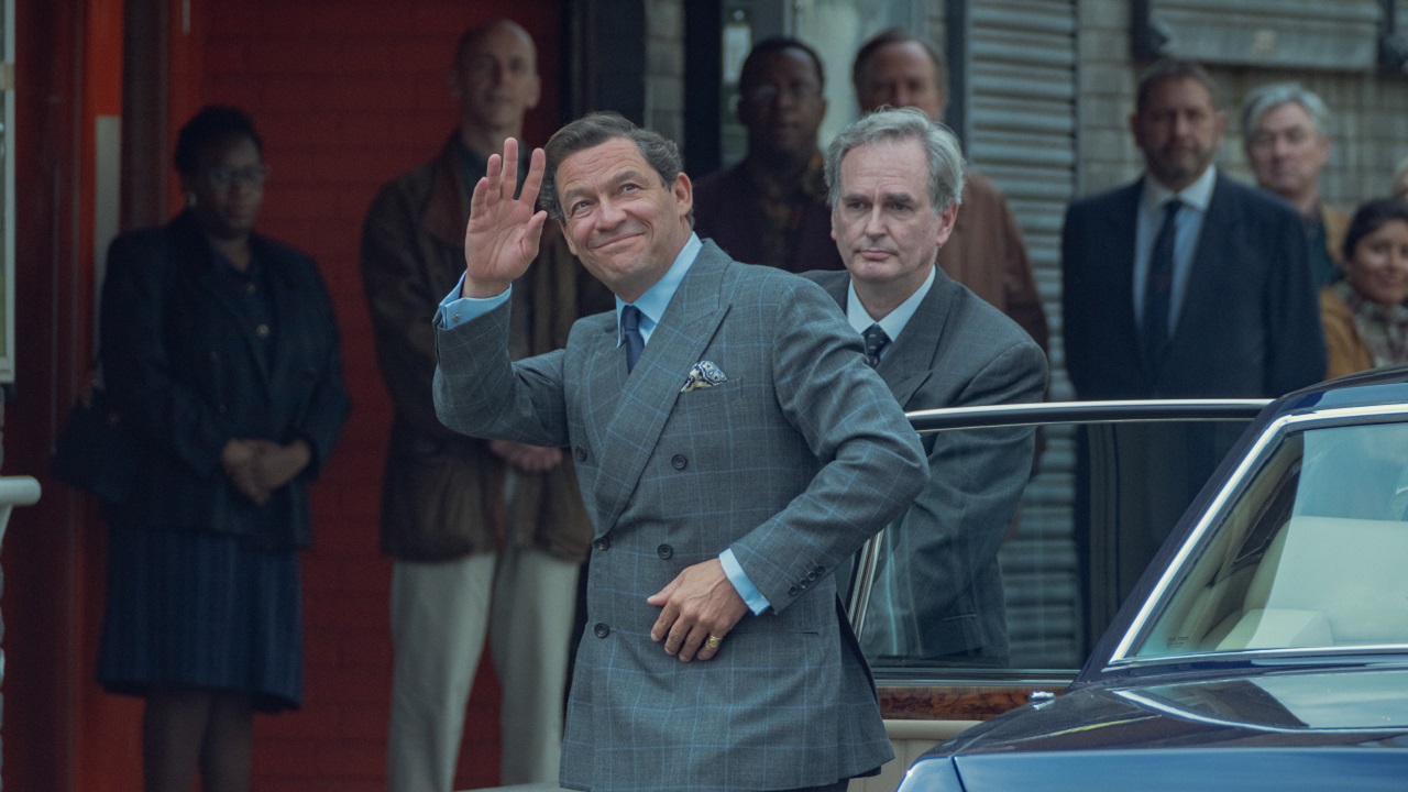 Estrela de The Crown revela desentendimento com príncipe Harry