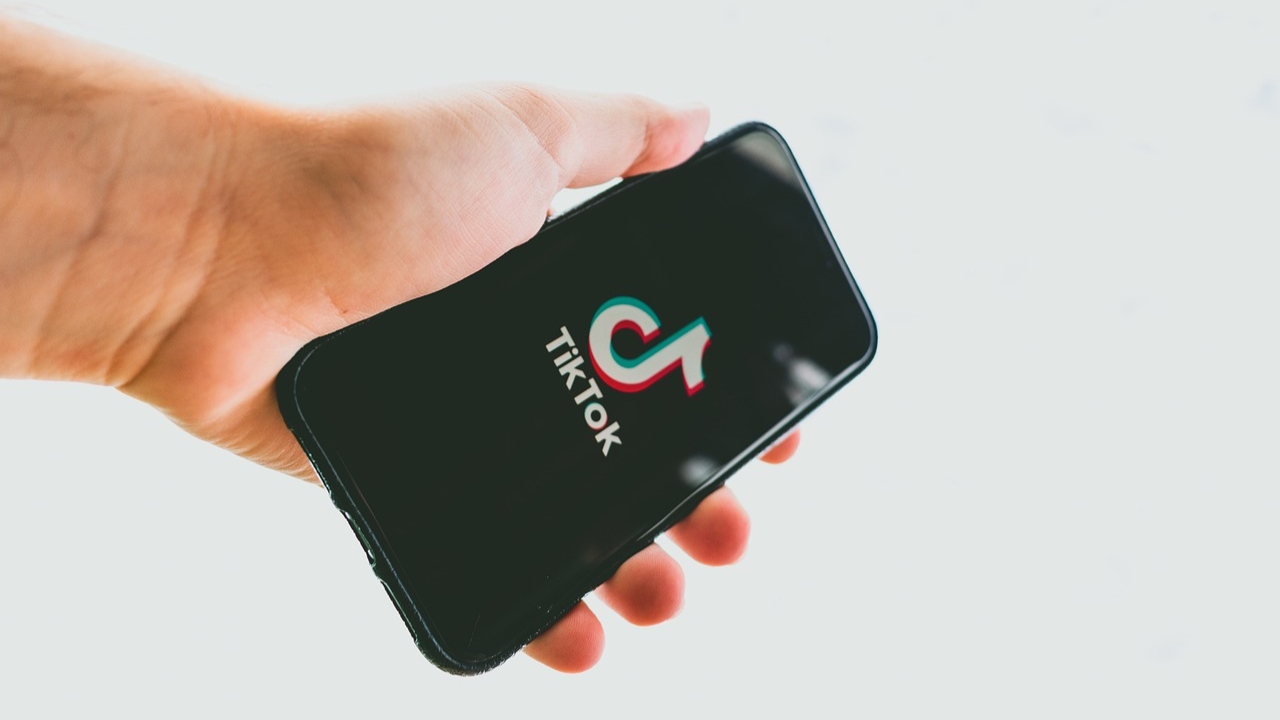 China afirma que banimento do Tiktok no governo dos EUA é abuso de poder