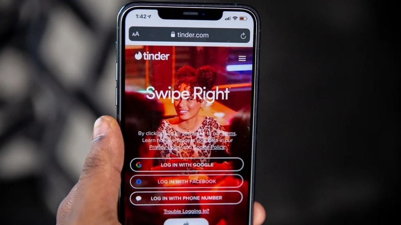 Golpistas no Tinder: Homem é sequestrado após ‘match’ no aplicativo