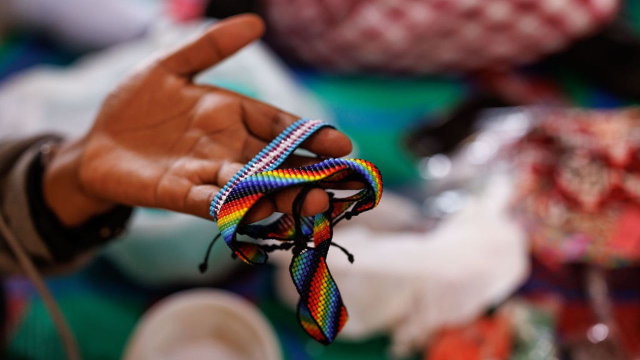Inclui pena de morte: Uganda sanciona a mais rígida lei anti-LGBT+ do mundo