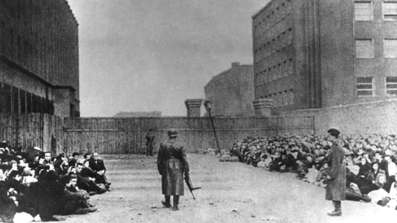 Bisneto de sobreviventes do Holocausto, judeu abriga refugiados ucranianos em casa