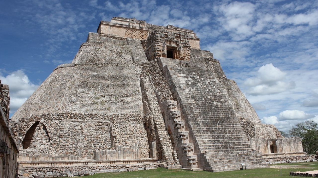 Subcelebridades são expulsas de ruínas maias, no México, por ‘comportamento imaturo’