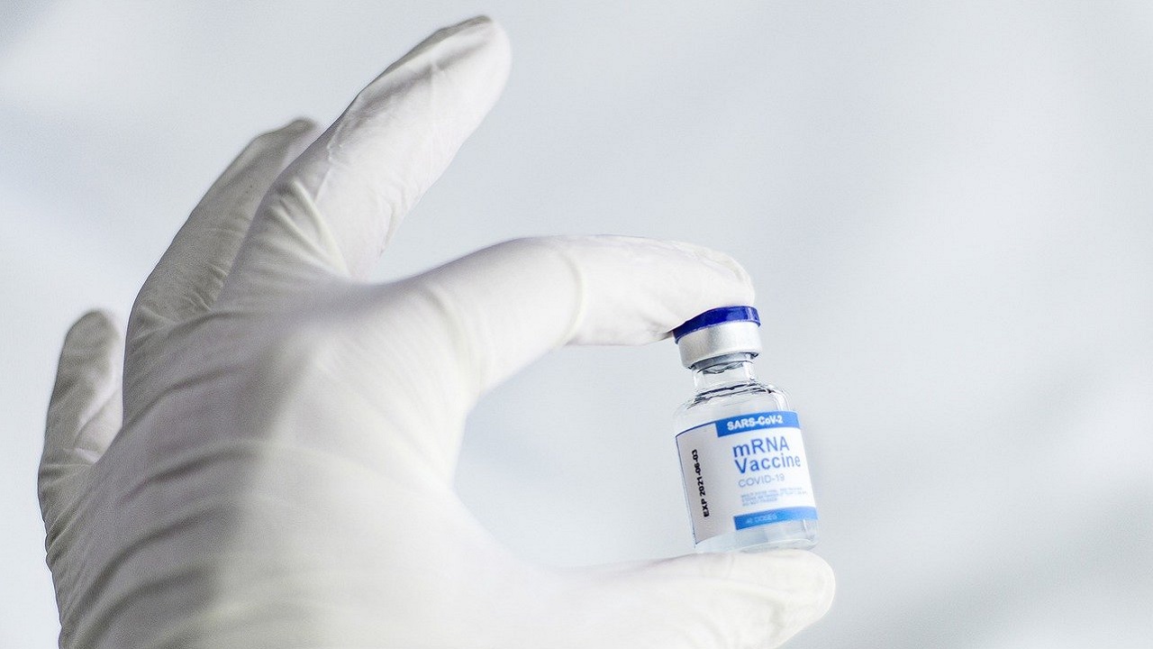 Médico italiano é preso por ter fraudado vacinação