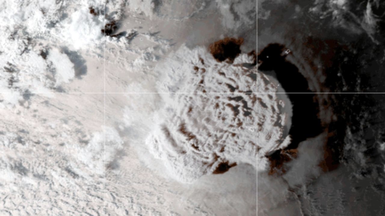 Erupção de vulcão em Tonga pode aquecer a Terra