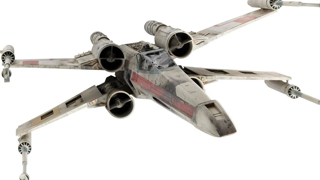 X-Wing perdido de Star Wars é leiloado por 15,6 milhões de reais