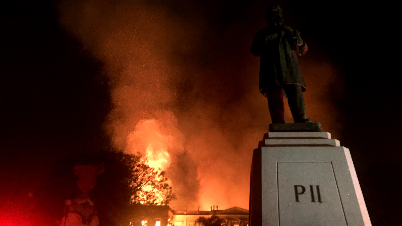 Há 1 ano, o Museu Nacional era devastado por um incêndio. O que sobreviveu após a tragédia?