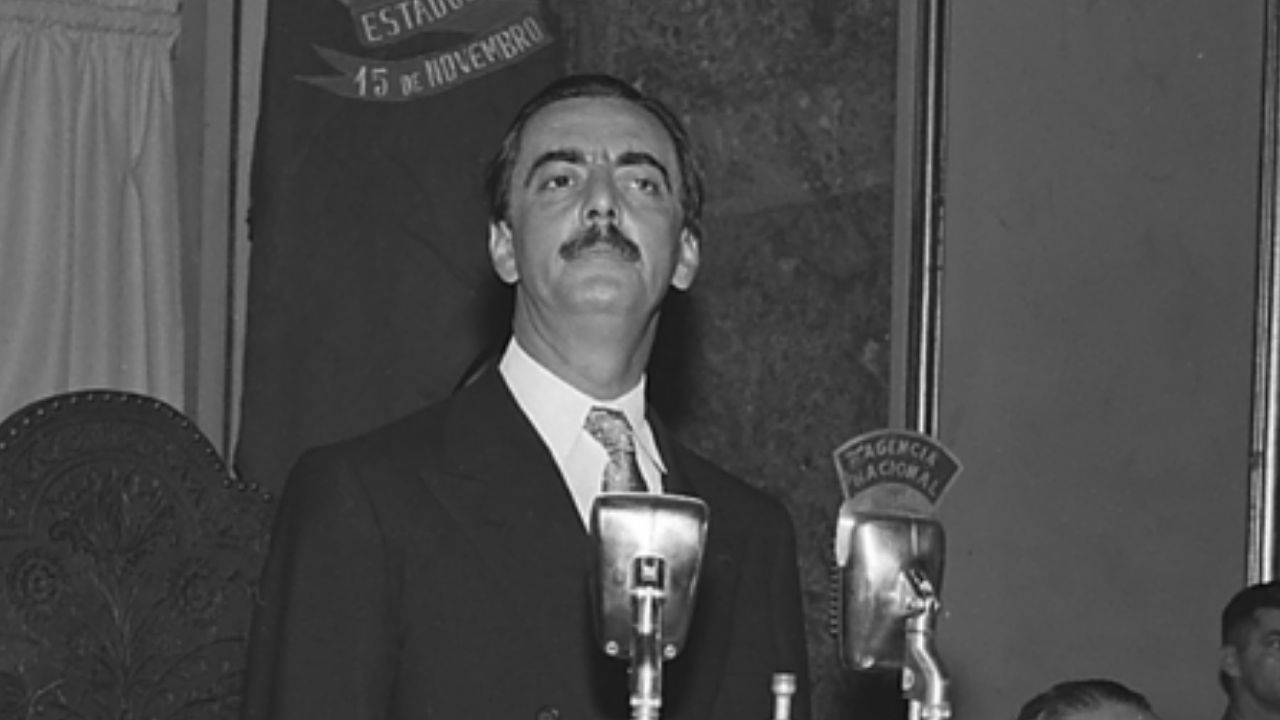 Jânio Quadros: As bizarras proibições do 22º presidente da República