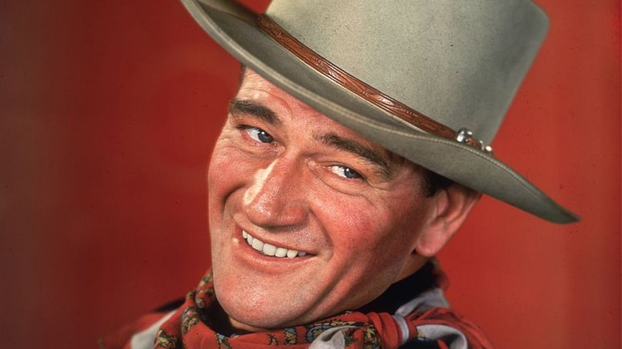 De maçonaria a peruca: 5 fatos sobre a vida íntima de John Wayne