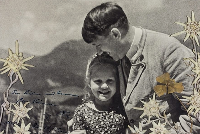 Rara foto de Hitler abraçando garota judia é levada a leilão