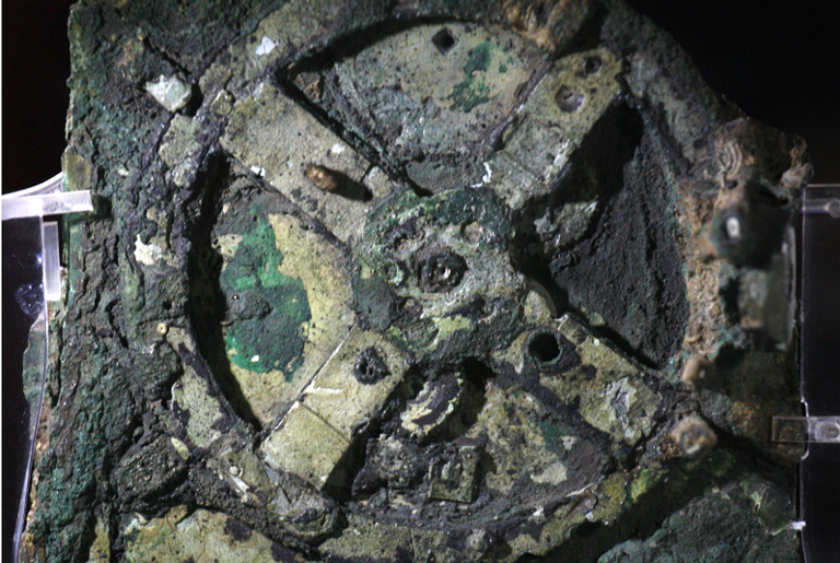 Peça do mais antigo computador da História é encontrada no Mar Egeu