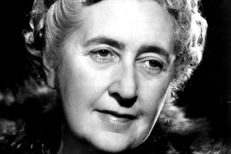 Livro traz mistérios da vida de Agatha Christie, a rainha do romance policial
