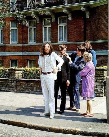 Os bastidores da foto mais conhecida dos Beatles
