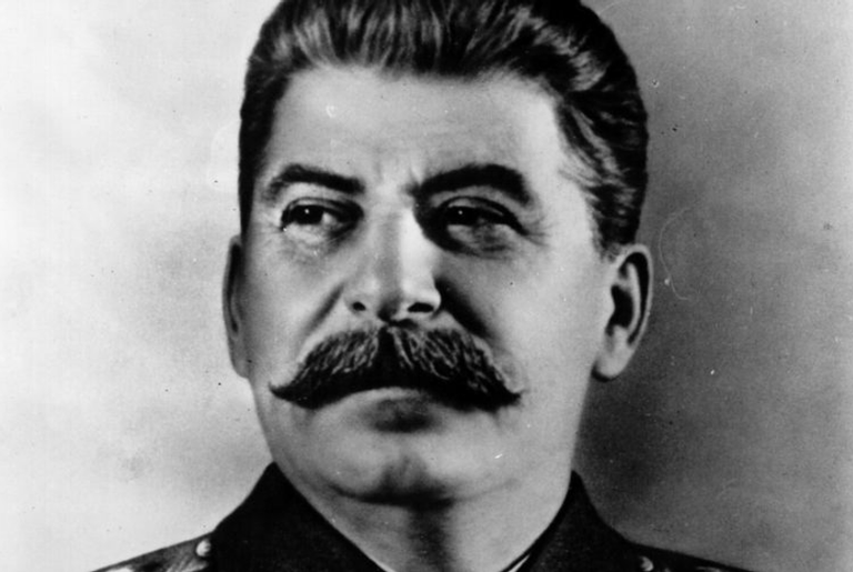 Hoje na História: 18 de dezembro
