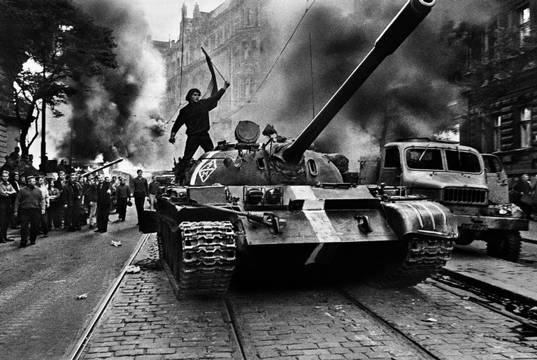 Liberdade estrangulada: A Primavera de Praga
