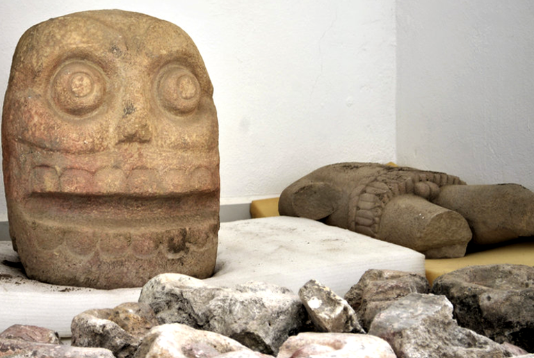 Descoberto templo para o deus asteca “Lorde Esfolado”, que vestia pele humana