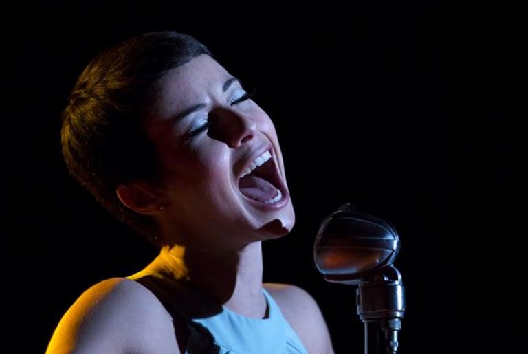 Elis: Minissérie conta história de uma das cantoras mais amadas do Brasil