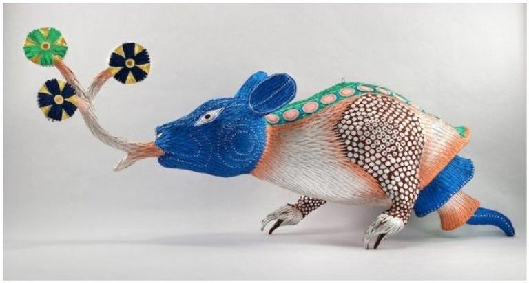 Artista transforma criaturas infernais em incríveis pinhatas