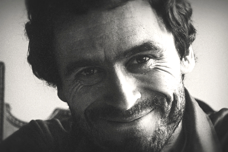 Netflix estreia série documental sobre serial killer “estrela” Ted Bundy