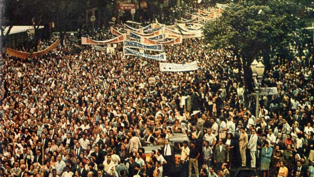 Contra as reformas de Jango: Há 57 anos, ocorria a Marcha da Família com Deus pela Liberdade