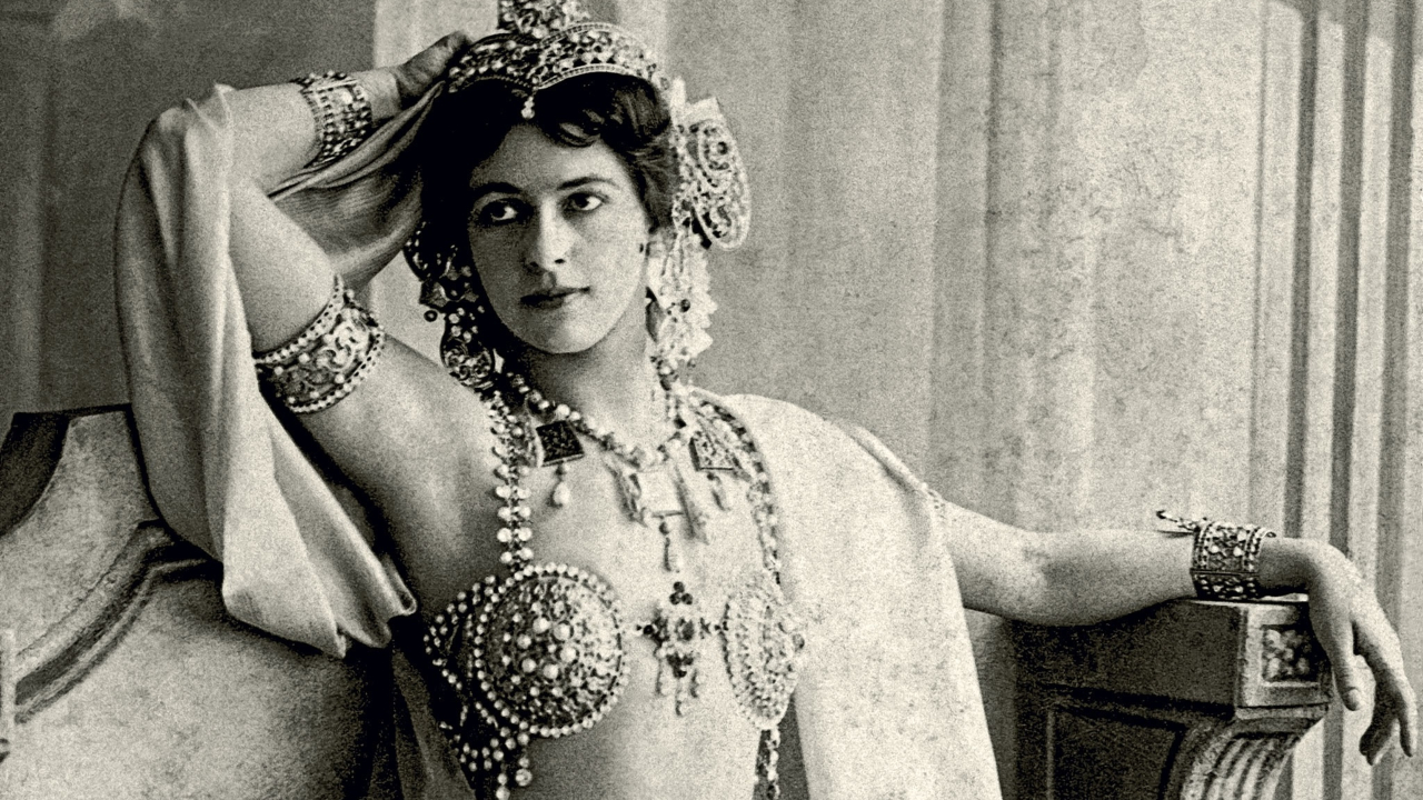 Mata Hari, a dançarina exótica presa injustamente por espionagem há 103 anos