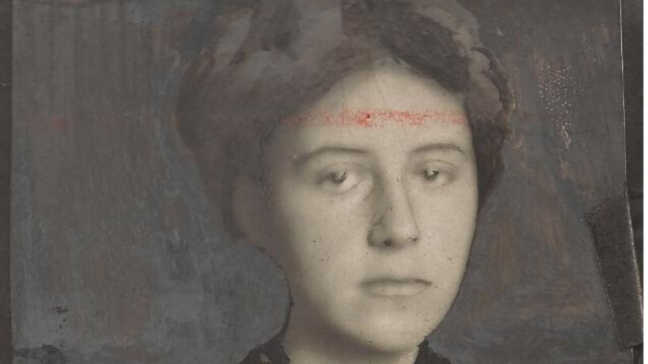 Da morte de um político ao marido que aceitava traições: a intensa saga de Marguerite Steinheil