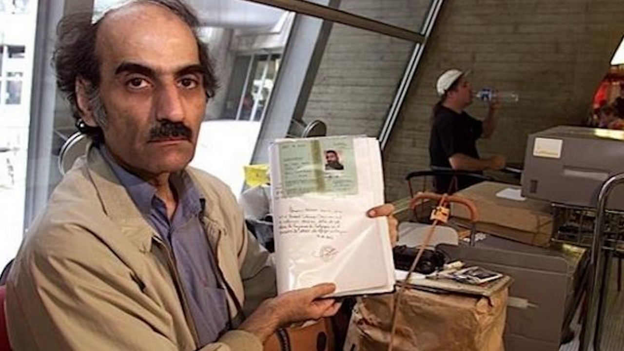 Mehran Karimi Nasseri, o refugiado que viveu por 18 anos em um aeroporto
