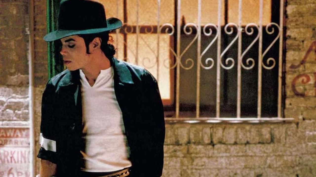 De infância humilde a Rei do Pop: 8 obras memoráveis de Michael Jackson