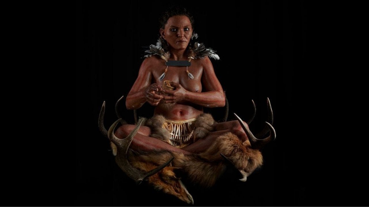 Reconstrução facial de mulher de 7 mil anos revela traços surpreendentes