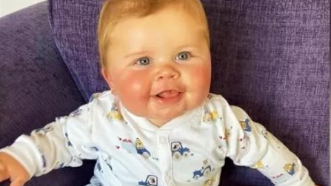 Mãe desabafa após tentar reaver guarda do filho e descobrir que estava morto, na Inglaterra
