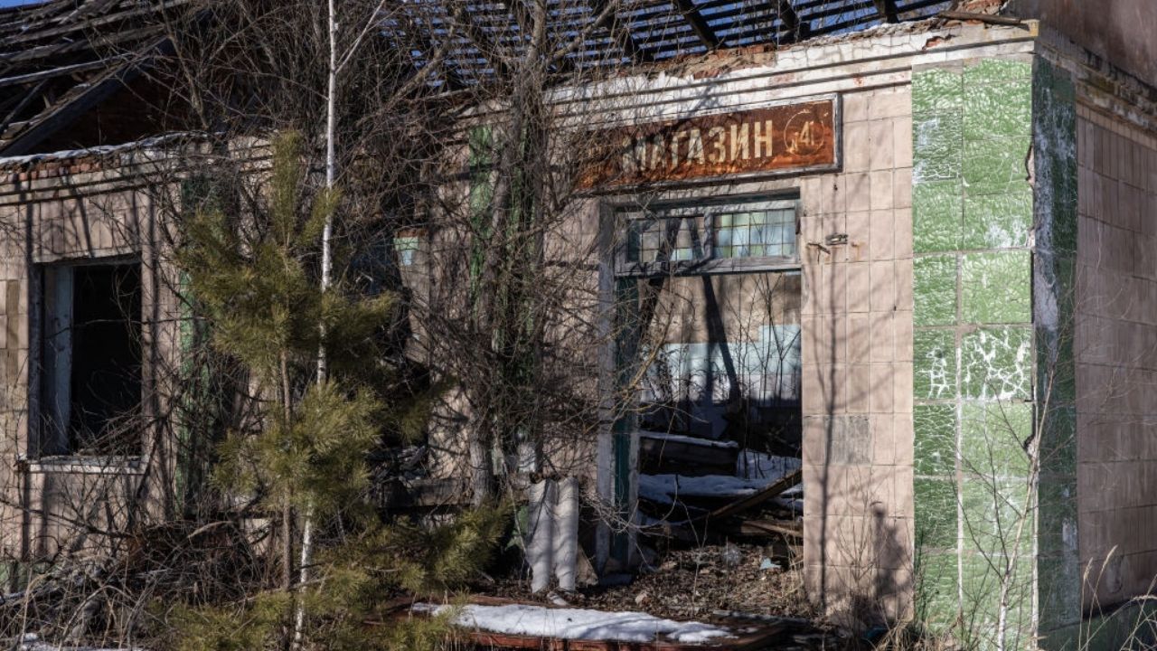 Ucrânia teme risco ambiental em invasão russa na usina de Chernobyl