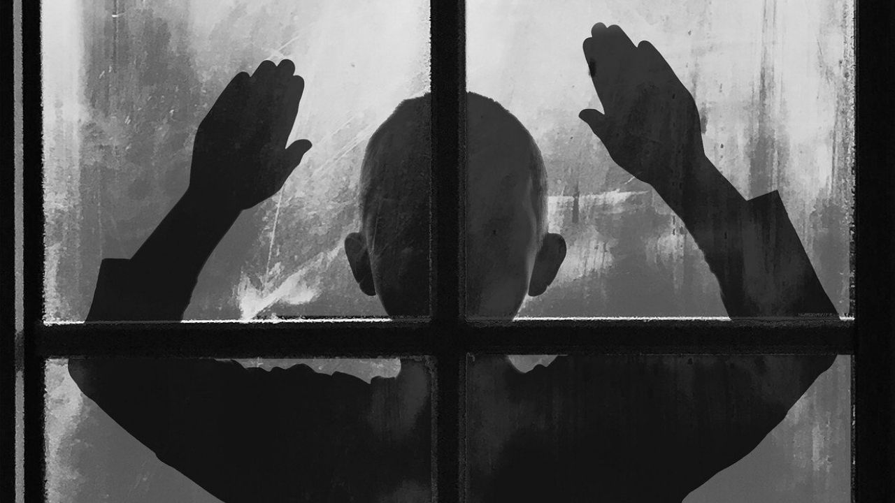 Bacha Bazi: a ‘tradição’ centenária afegã que mantém jovens meninos como escravos sexuais