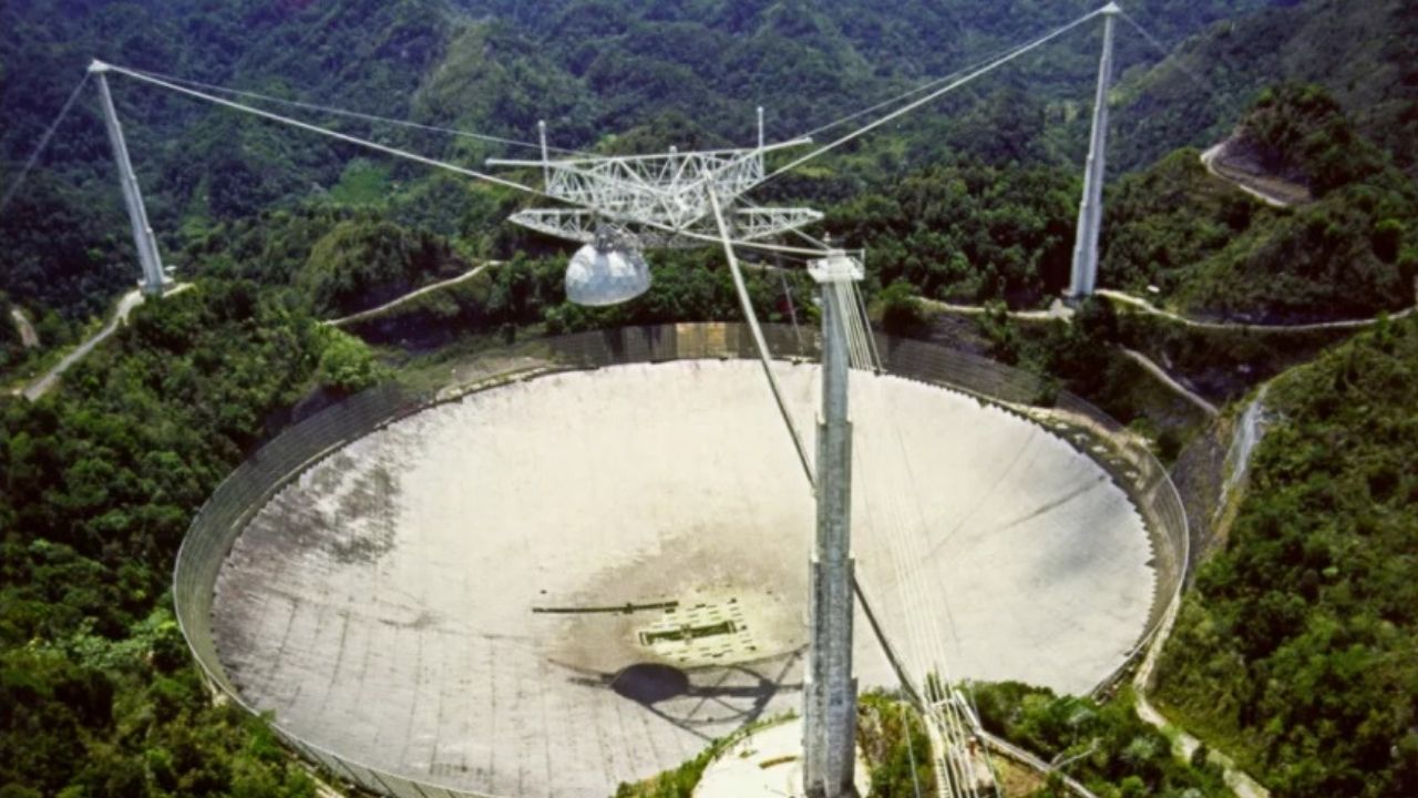 Segundo maior radiotelescópio do mundo será desativado devido a danos na estrutura