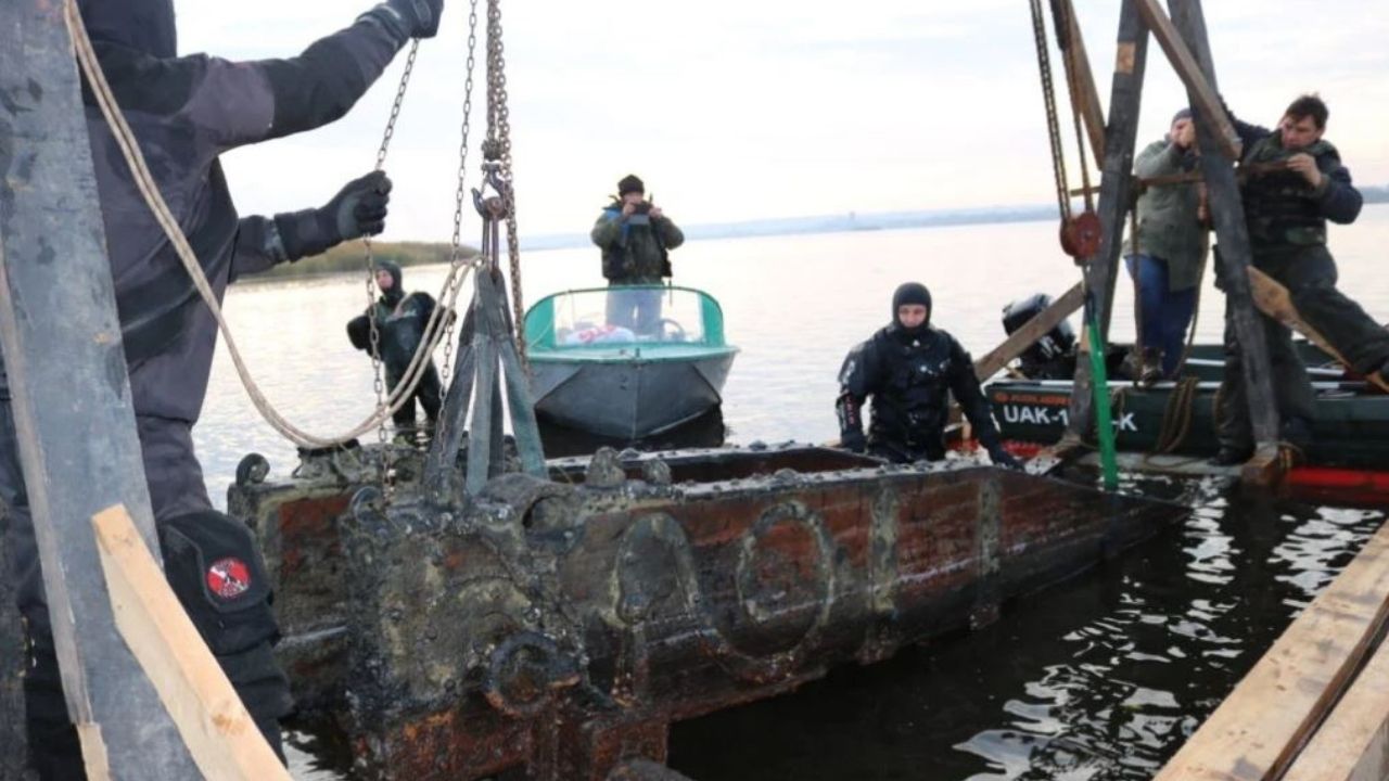 Equipamento de artilharia do século 18 é encontrado em rio europeu