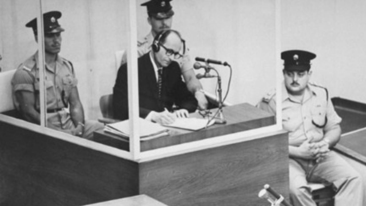 Quem foi o homem que acabou com o disfarce do nazista Eichmann?