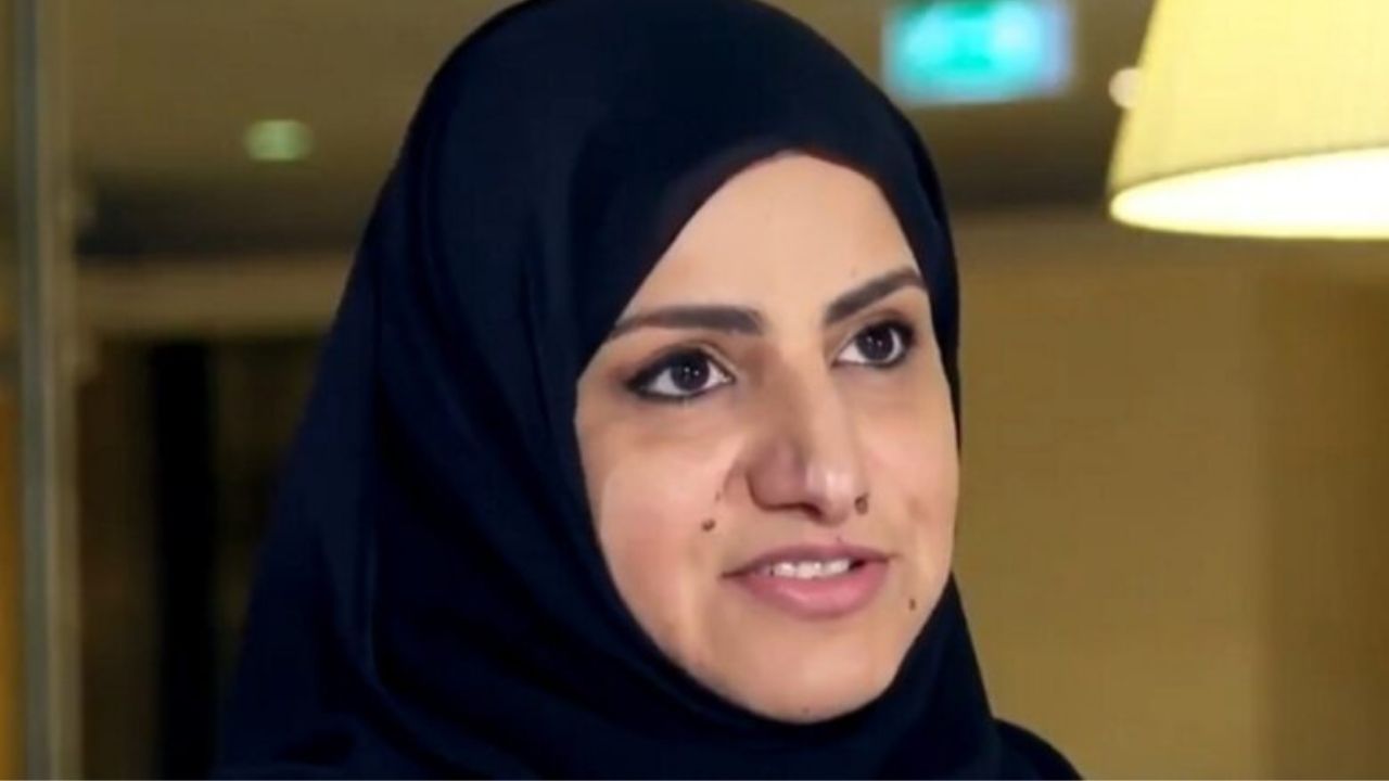 Mulher saudita recebe 45 anos de prisão após criticar governo nas redes sociais